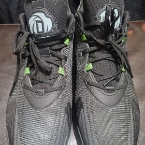 Adidas D Rose Son Of CHI 2.0 Black and Green Athletic Shoes